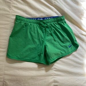 Green Nike drifit lined shorts size Small